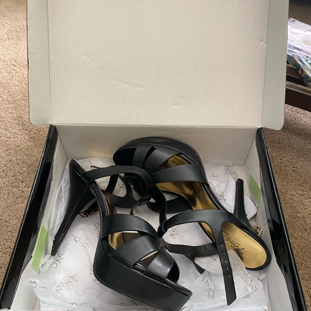 Black platform Open Toe Sandals